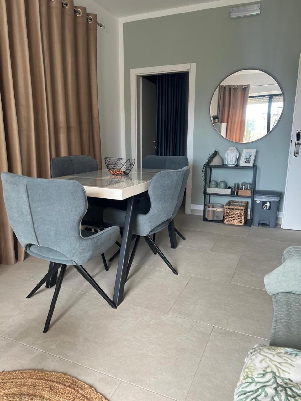 Apartment Artemis Himare Eksteriør bilde