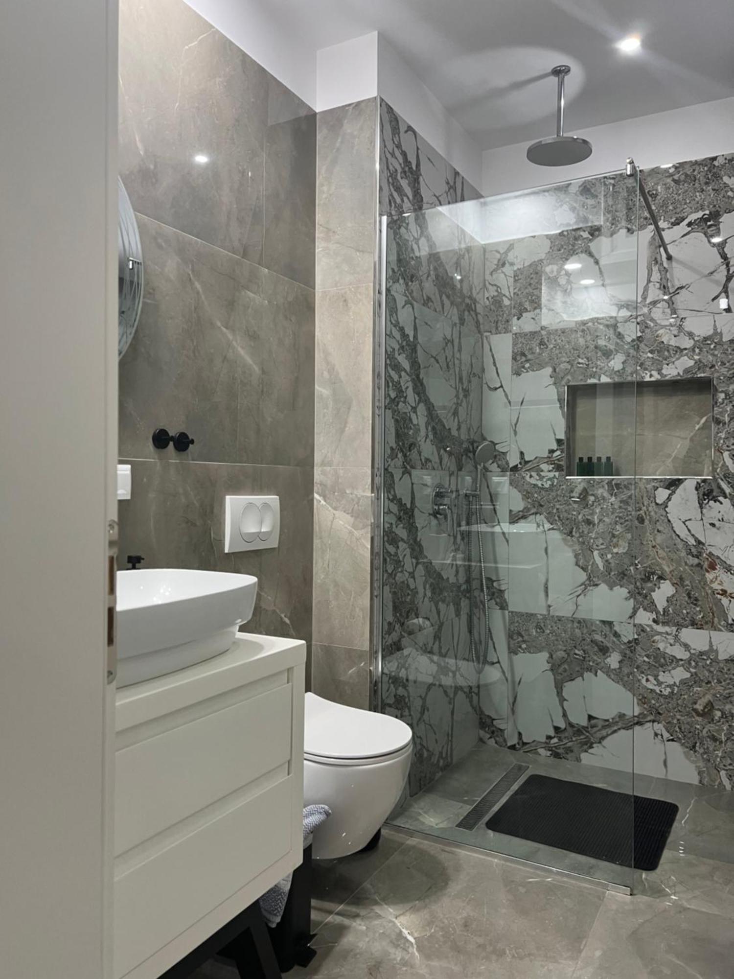 Apartment Artemis Himare Eksteriør bilde