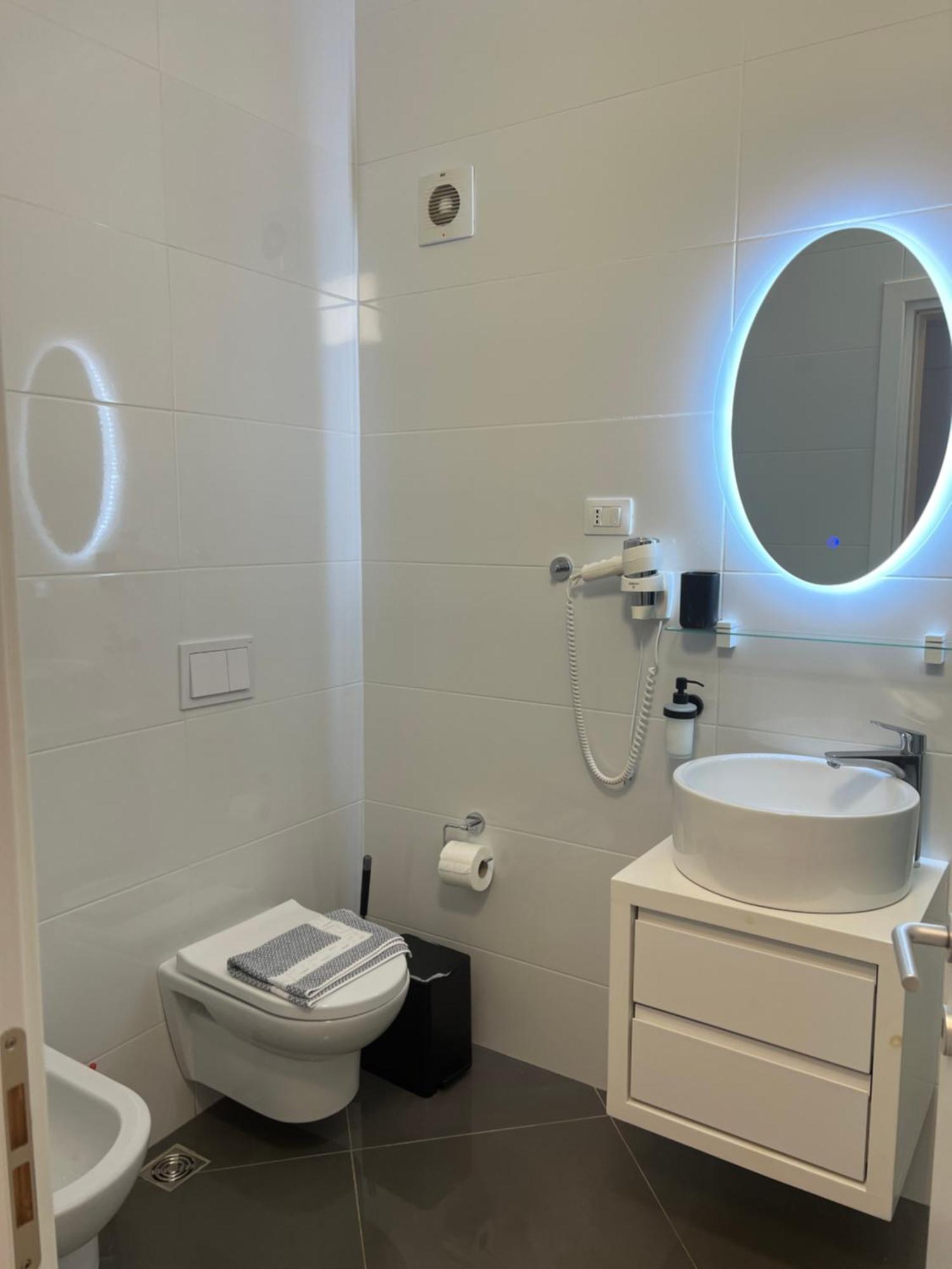 Apartment Artemis Himare Eksteriør bilde