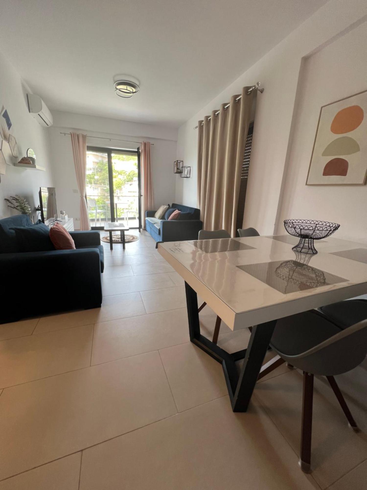 Apartment Artemis Himare Eksteriør bilde